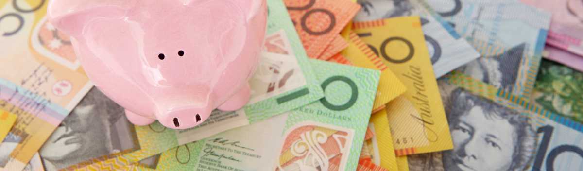 Australian Cash & Piggy Bank